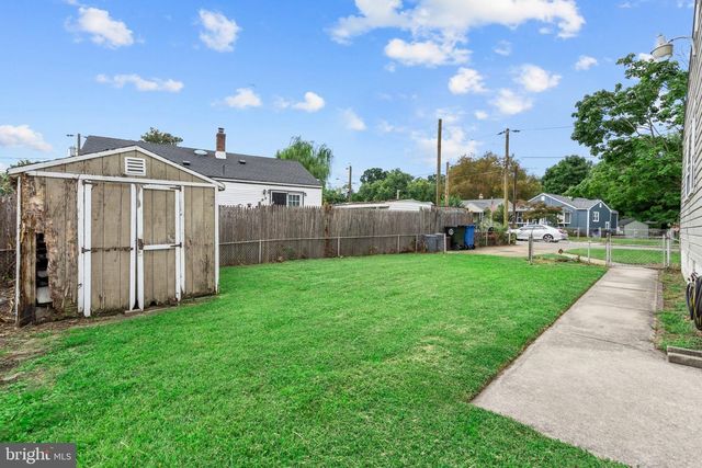 525 W RED BANK AVE, West Deptford, NJ 08096