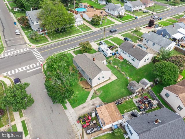 525 W RED BANK AVE, West Deptford, NJ 08096