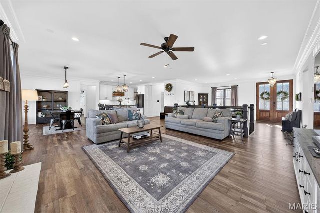 519 Stonewolf Creek Drive, Wentzville, MO 63385