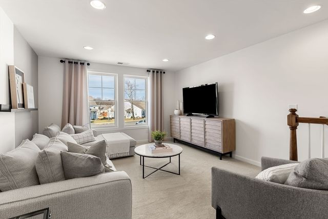 9 Bates Quarry Lane 47, Walpole, MA 02081