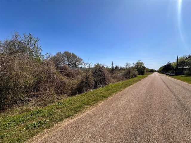 100 Paia LN, Bastrop, TX 78602