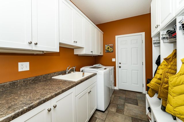 3501 Cameo Lane NE, Rochester, MN 55906
