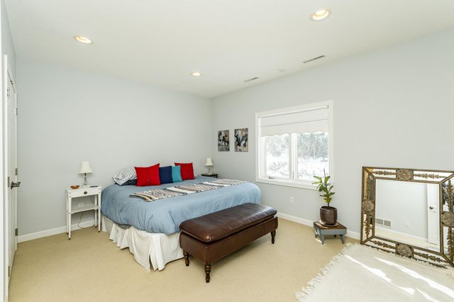 3501 Cameo Lane NE, Rochester, MN 55906