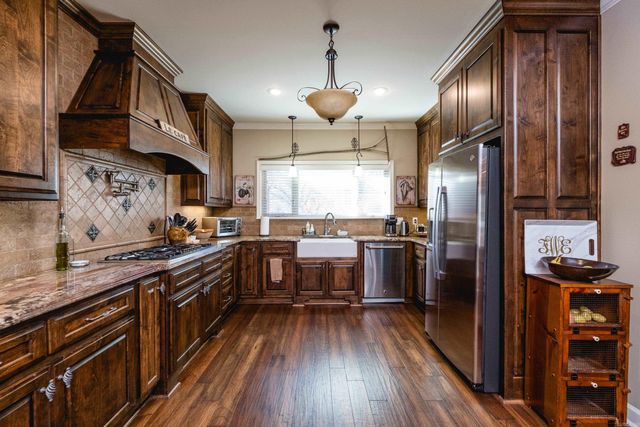 14500 Saint Michael Drive, Little Rock, AR 72211