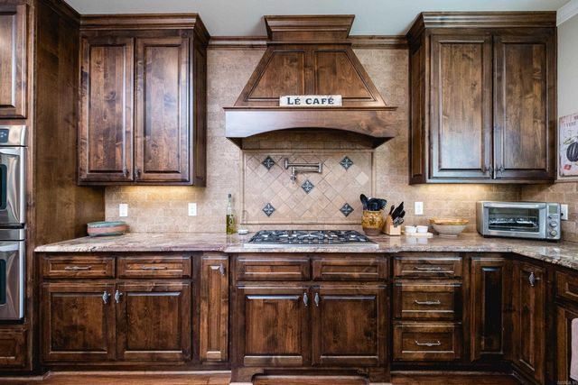 14500 Saint Michael Drive, Little Rock, AR 72211