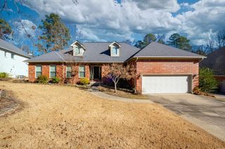 14500 Saint Michael Drive, Little Rock, AR 72211