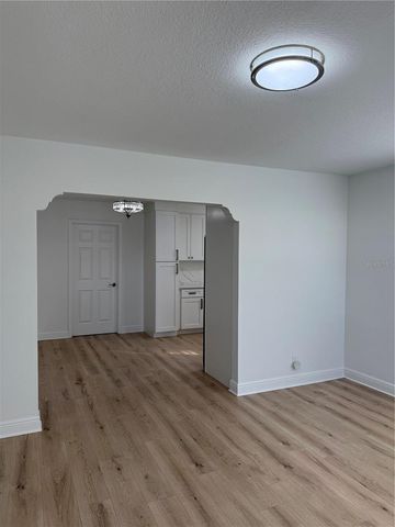 2924 W BRADDOCK STREET, Tampa, FL 33607