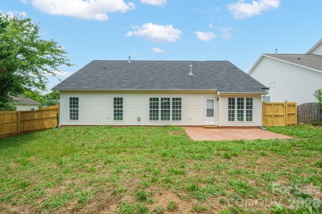 13409 Planters Walk Drive, Charlotte, NC 28278