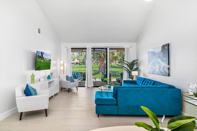 332 S Sierra Madre, Palm Desert, CA 92260