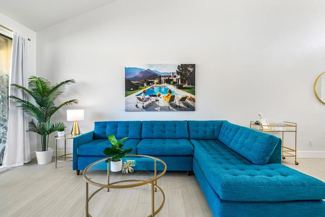 332 S Sierra Madre, Palm Desert, CA 92260