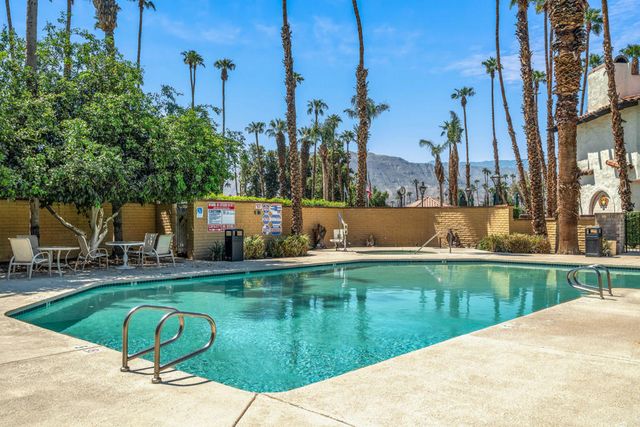 332 S Sierra Madre, Palm Desert, CA 92260