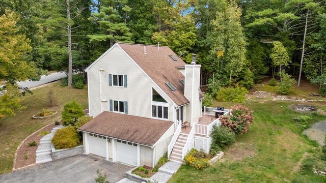 8 Homestead Drive, Raymond, NH 03077