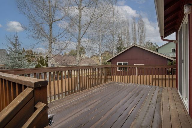 19974 Covey Lane, Bend, OR 97702