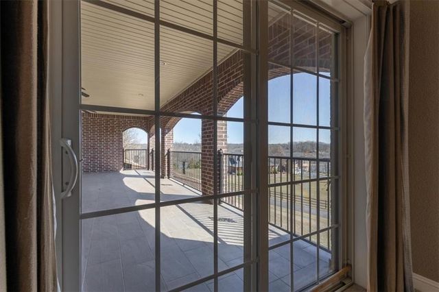 14600 S Mountain Road, Lowell, AR 72745