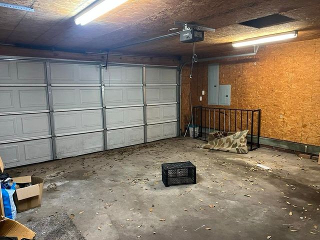 413 E Meredith Street, Marshall, TX 75670