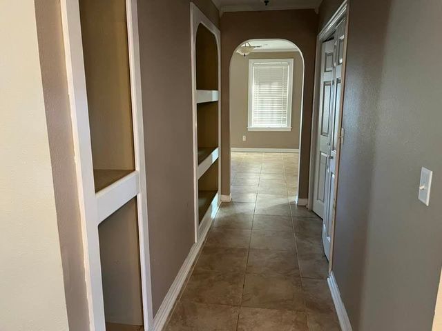 413 E Meredith Street, Marshall, TX 75670