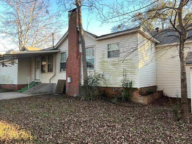 413 E Meredith Street, Marshall, TX 75670