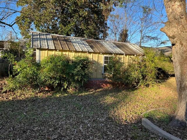 413 E Meredith Street, Marshall, TX 75670