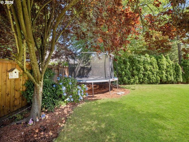 1088 DOLLAR St, West Linn, OR 97068
