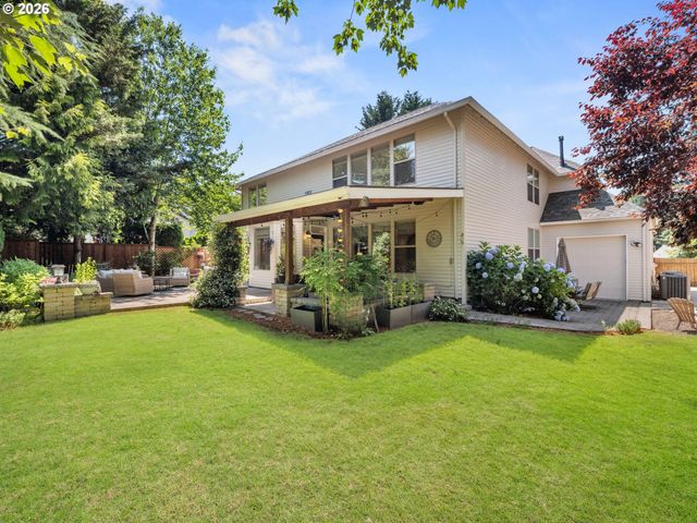 1088 DOLLAR St, West Linn, OR 97068