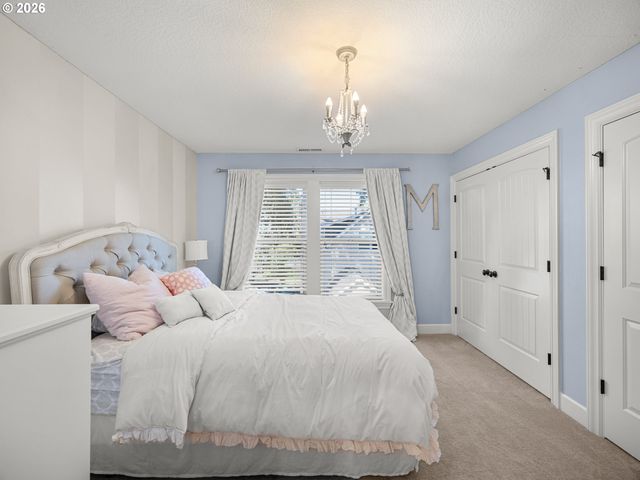 1088 DOLLAR St, West Linn, OR 97068
