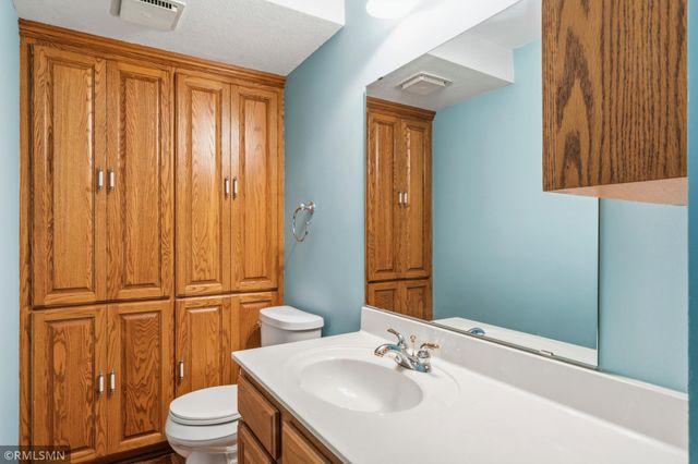 1717 11th Avenue NE, Rochester, MN 55906