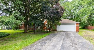 5511 Wright Drive, Troy, MI 48098