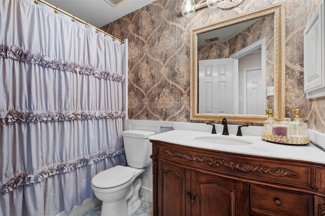 2007 Hunter Place Court, Arlington, TX 76006