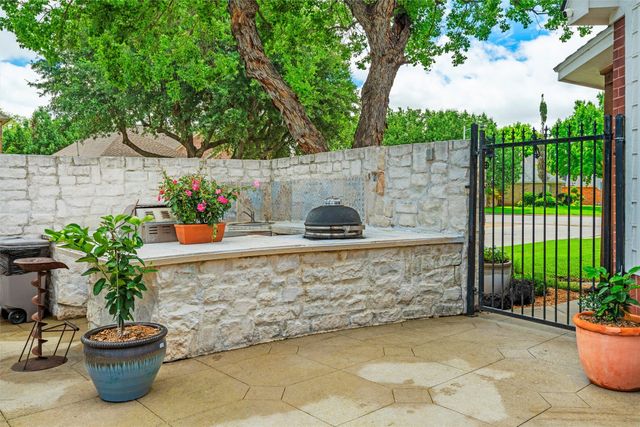 2007 Hunter Place Court, Arlington, TX 76006