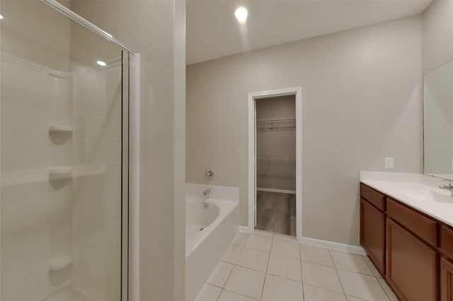 520 Red Dusk Paint Drive, La Marque, TX 77568