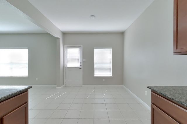 520 Red Dusk Paint Drive, La Marque, TX 77568
