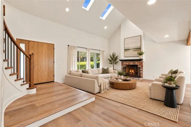 19552 Helena Circle, Huntington Beach, CA 92646