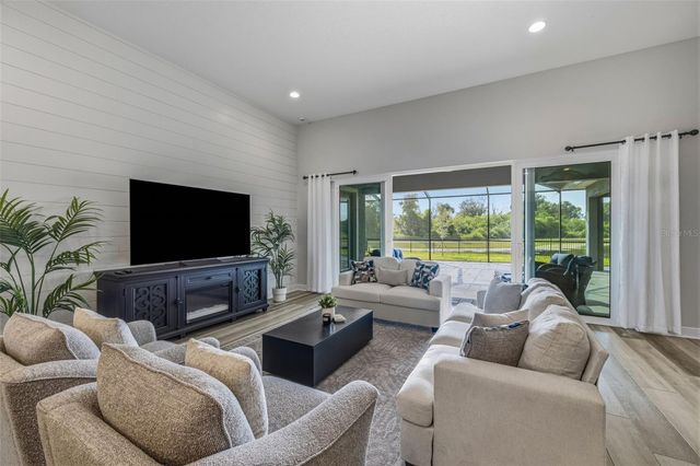 5254 WOLF CREEK DRIVE, Apollo Beach, FL 33572