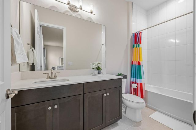 5254 WOLF CREEK DRIVE, Apollo Beach, FL 33572