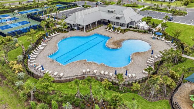 5254 WOLF CREEK DRIVE, Apollo Beach, FL 33572