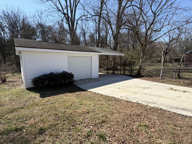 353 Tusculum Rd, Nashville, TN 37211