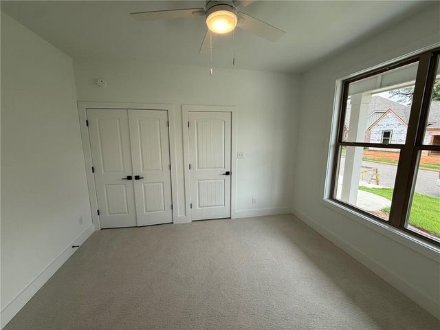 2282 Snowden Place W, Mobile, AL 36609