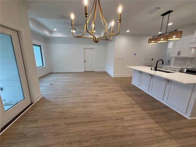 2282 Snowden Place W, Mobile, AL 36609