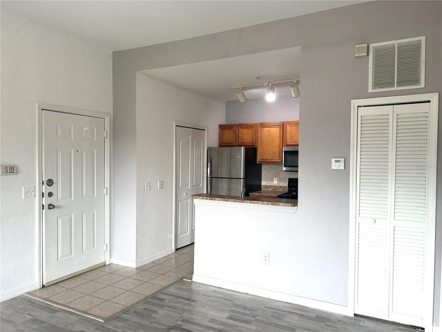 6137 METROWEST BOULEVARD 307, Orlando, FL 32835