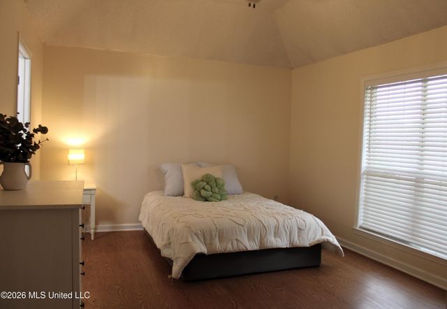 5676 Southbend Lane, Olive Branch, MS 38654