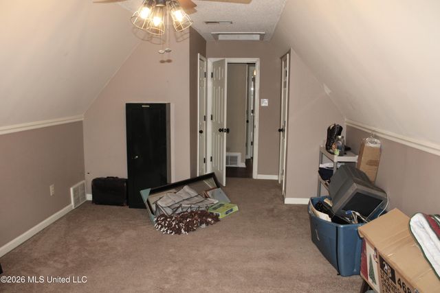 5676 Southbend Lane, Olive Branch, MS 38654