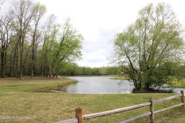 5676 Southbend Lane, Olive Branch, MS 38654