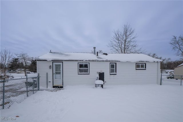 3796 Sanford Drive, Brunswick, OH 44212