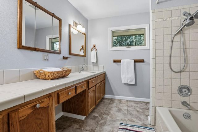 300 Winona Way, Aptos, CA 95003