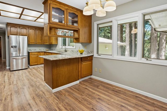 300 Winona Way, Aptos, CA 95003