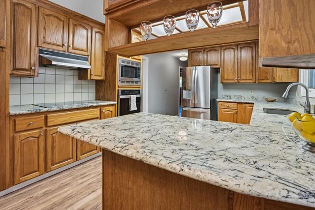 300 Winona Way, Aptos, CA 95003