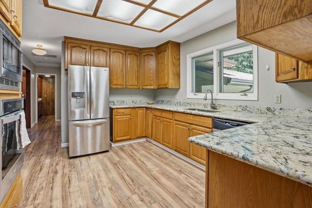 300 Winona Way, Aptos, CA 95003