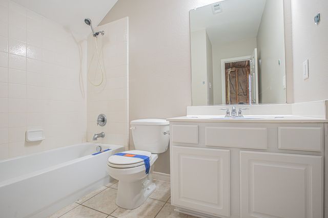 1411 Golf Club Drive, Lantana, TX 76226