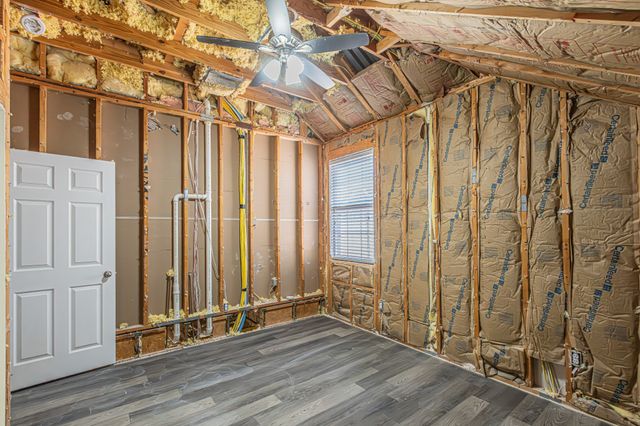 1411 Golf Club Drive, Lantana, TX 76226