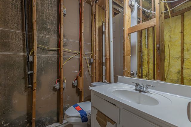 1411 Golf Club Drive, Lantana, TX 76226